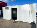 20 Fuß Containergarage mit Rolltor Sektionaltor Fenster grau RAL 7040 – Bild 5